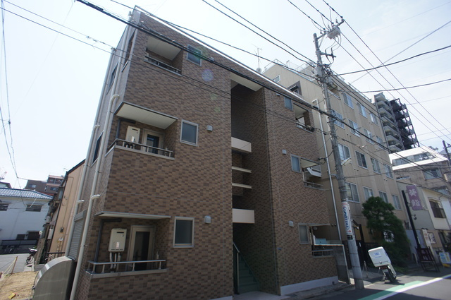 リヴェール新小岩の外観
