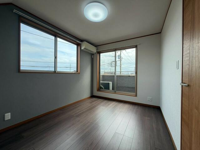 流山市鰭ヶ崎１６００－９（戸建）の洋室
