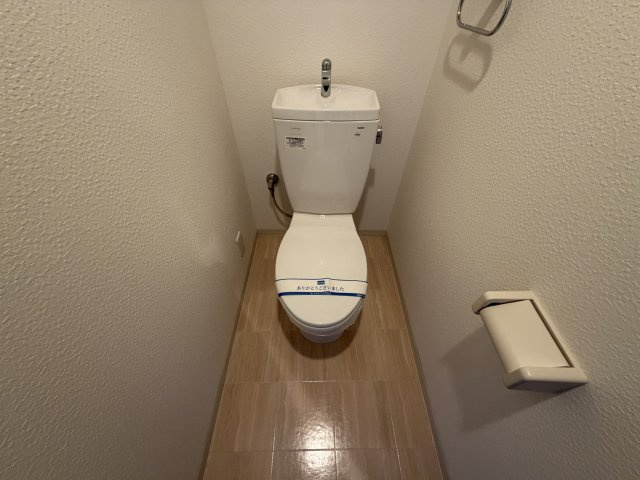 クレスト園田のトイレ