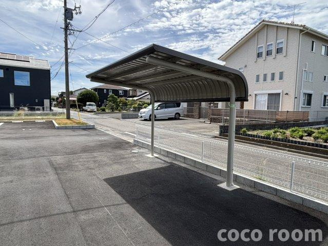 LOTUS住吉の駐車場