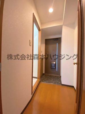 【内装】 | 　ボナールシュエット | ※同タイプ別室の写真を使用しています。
　設備内容や色調など相違がある場合は実際のお部屋の現状優先となります。