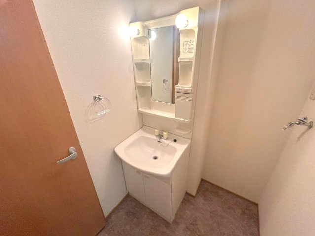 浮田第二ビルの洗面所