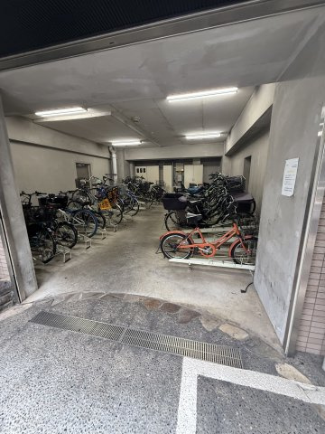 グリーンパーク新宿の杜の駐輪場
