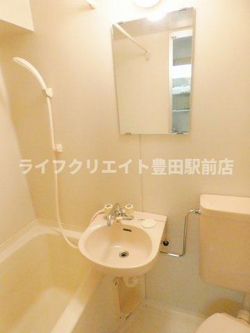 ATTビルの洗面所|※別部屋の施工写真です。