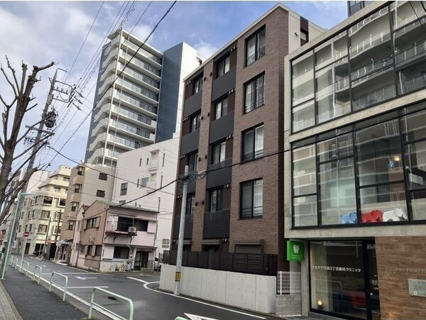 WELL COURT CHIYODAの外観