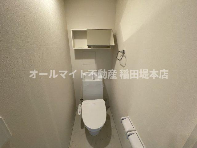 多摩市鶴牧１丁目の賃貸マンションのトイレ