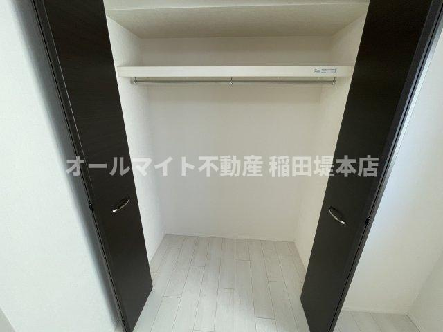 多摩市鶴牧１丁目の賃貸マンションの収納