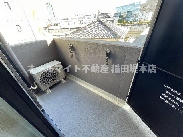 多摩市鶴牧１丁目の賃貸マンションのバルコニー