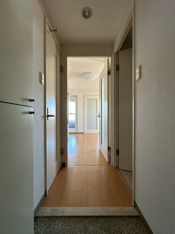 【玄関】