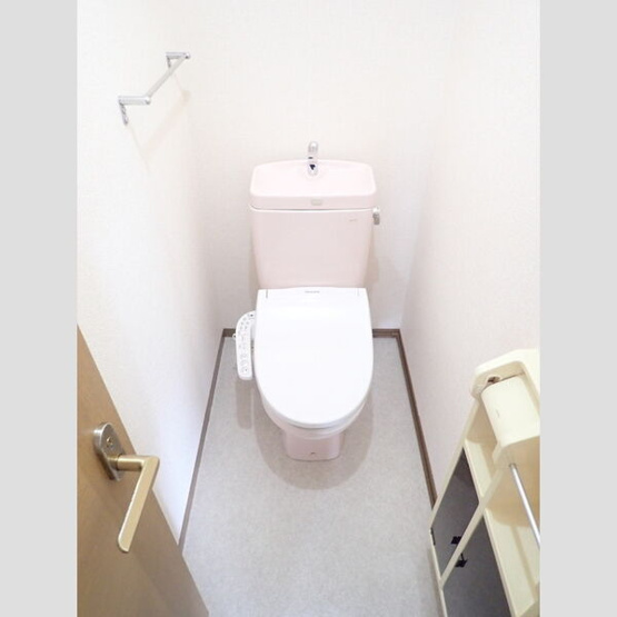 【トイレ】 | ファミールSETA | トイレです。