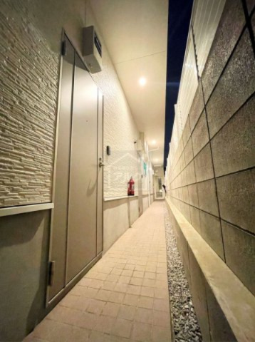 中野区沼袋３丁目のアパートの玄関|同物件別建物参考写真