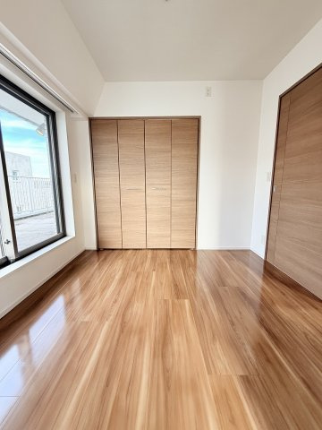 B City高田馬場alivieの洋室
