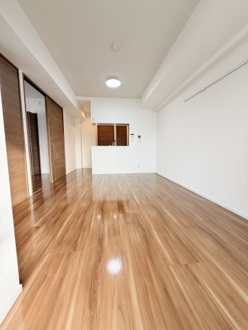 B City高田馬場alivieの洋室