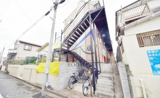 ハーミットクラブハウス神奈川新町のエントランス|エントランスです。