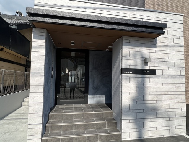 【エントランス】ラメール草津南 