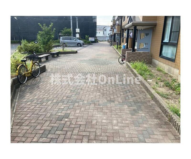 【庭】 | ニューリバーサイド八尾南B