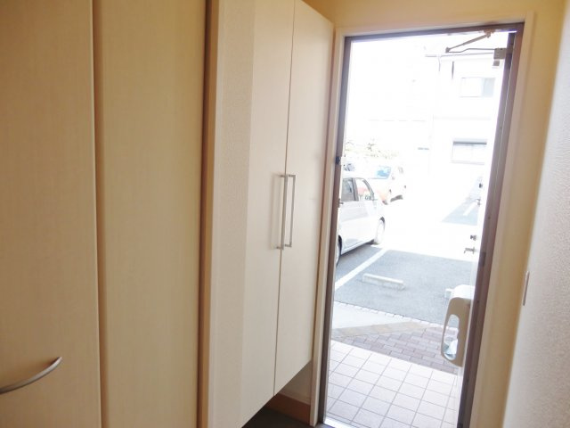 グレース・メゾンの玄関