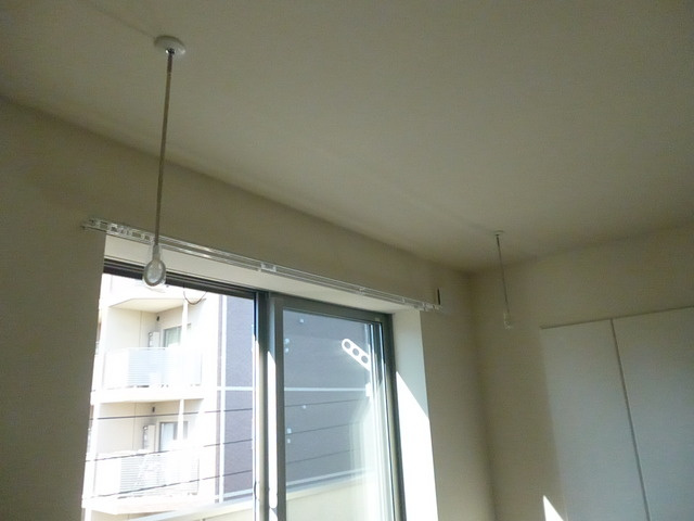 モリタパレスの設備|★室内物干しフック★