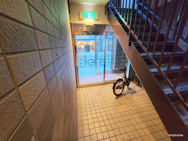 ラピス天満橋　仲介手数料無料のロビー