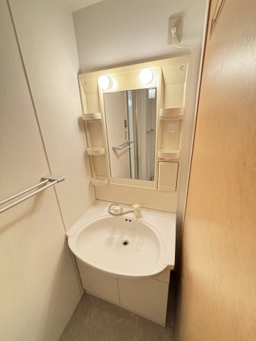 【独立洗面台】