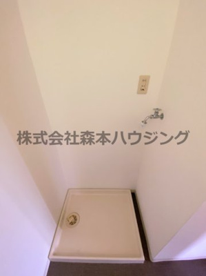 【設備】 | 　ジョイフル寝屋川 | 室内洗濯機置き場です