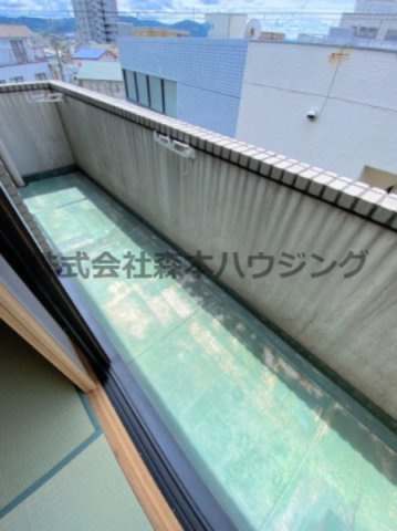【バルコニー】 | 　ジョイフル寝屋川 | 陽当たり良好なバルコニーです