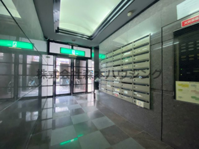 【ロビー】 | 　ジョイフル寝屋川 | 建物の内部です