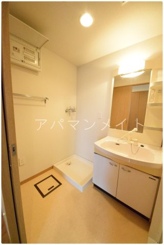 【設備】 | Nflats横浜中田 | 室内洗濯機置場