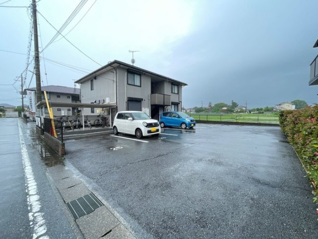 【駐車場】 | ヴェルフィーユC