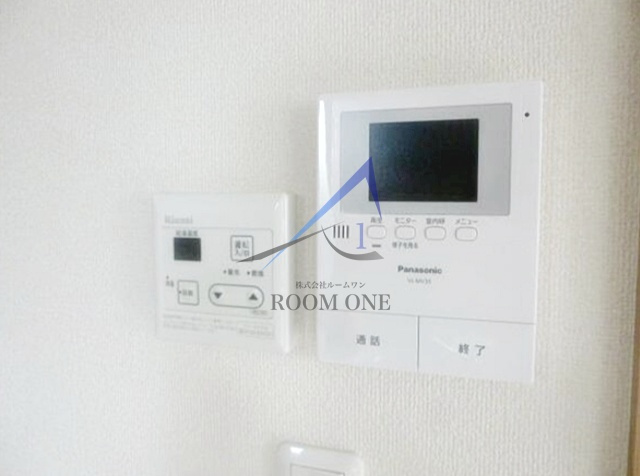 ラシーネ上用賀のセキュリティ|モニター付インターホンです。