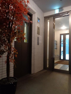 【エントランス】 | ラヴィエント浅草駅前