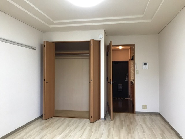 フレンドリーハイツの収納