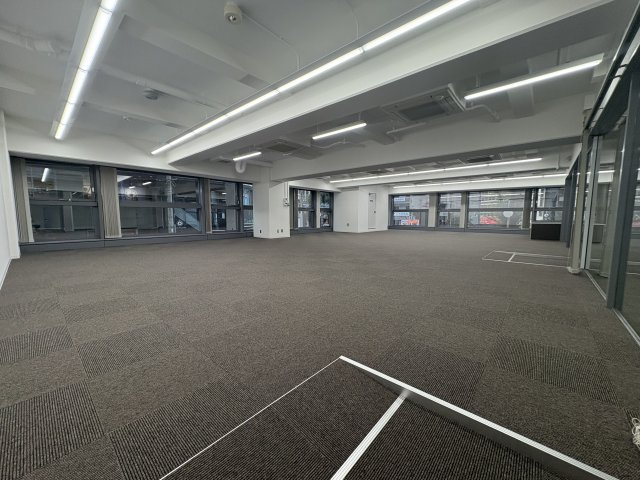 若杉センタービル本館の内装