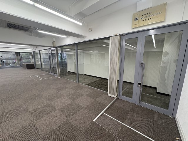 若杉センタービル本館の内装
