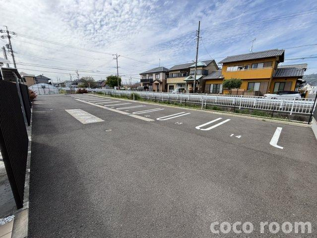ミオ・スタンツァの駐車場