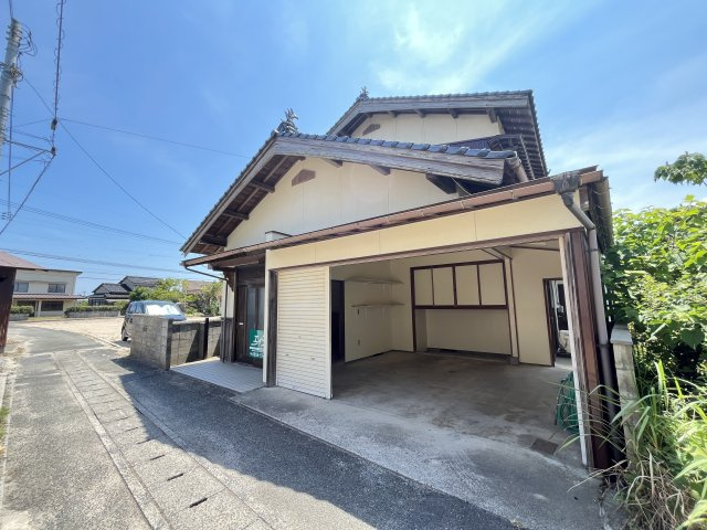 和田町I貸家の駐車場