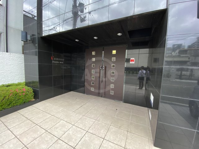 ラムール難波西のエントランス|ラムール難波西　エントランス