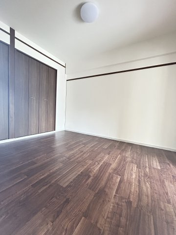神戸市中央区中島通３丁目の賃貸マンションの居間・リビング