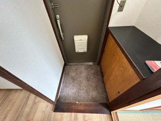 神戸市灘区篠原北町１丁目の賃貸マンションの玄関