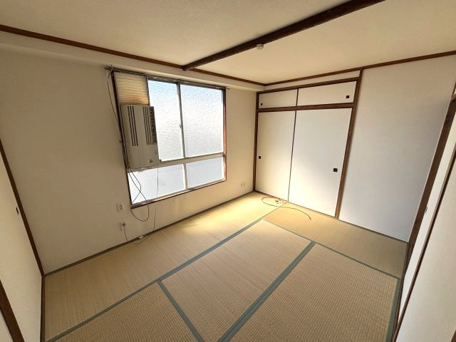 神戸市灘区篠原北町１丁目の賃貸マンションの居間・リビング