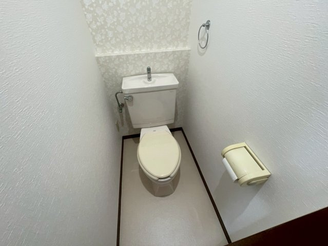 神戸市東灘区北青木３丁目の賃貸マンションのトイレ