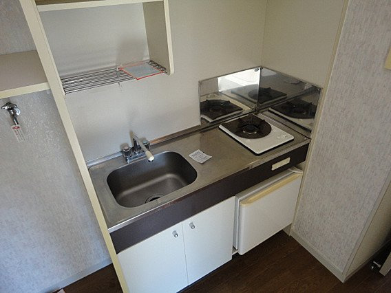 神戸市東灘区本山北町２丁目のアパートのキッチン