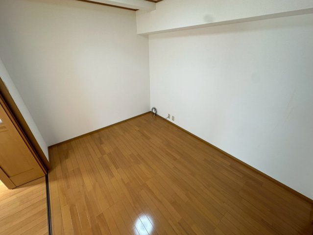神戸市灘区八幡町３丁目の賃貸マンションの居間・リビング