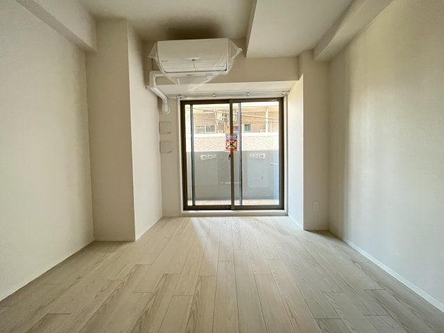 神戸市中央区加納町３丁目の賃貸マンションの居間・リビング