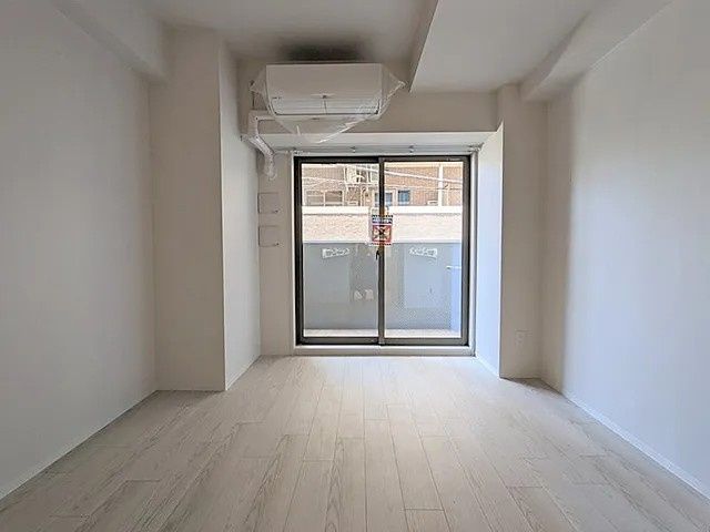 神戸市中央区加納町３丁目の賃貸マンションの居間・リビング