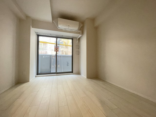 神戸市中央区加納町３丁目の賃貸マンションの居間・リビング