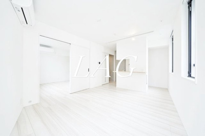 【居間・リビング】 | クーカイテラス元代々木 | 洋室のお部屋です。