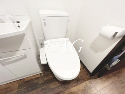 【トイレ】 | ヴェルデリア中野 | トイレです。