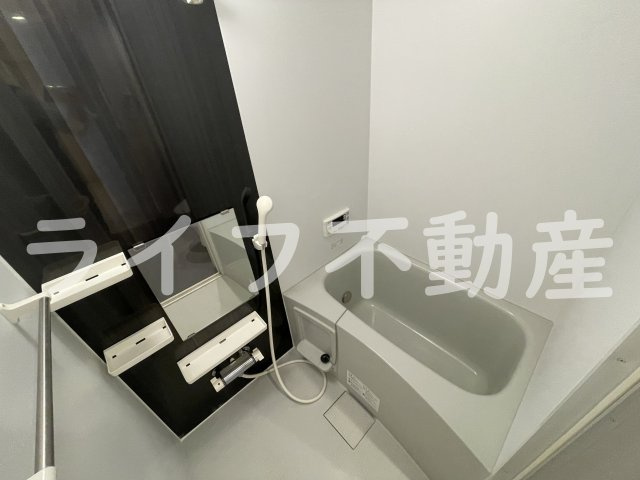 サンテラス西岩田の浴室|日々の疲れを癒すお風呂付です