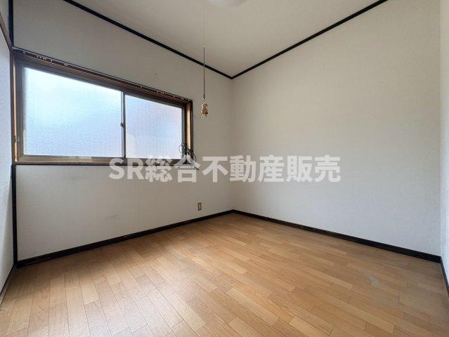 花園西町2丁目中古戸建の洋室|2階4.5帖　子供部屋に適した洋室です☆
